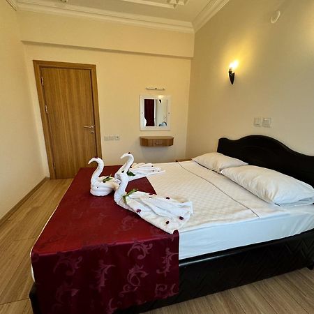 אלאניה Hotel Mitos מראה חיצוני תמונה