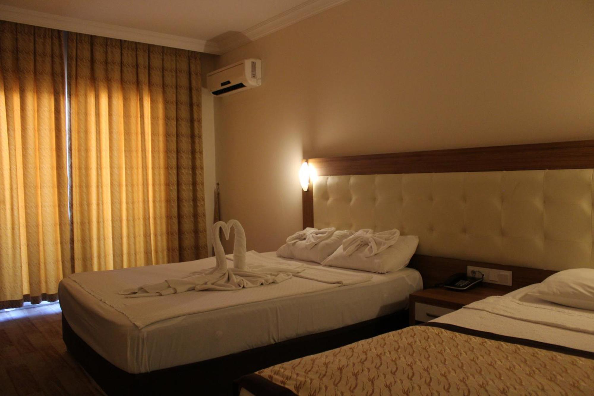אלאניה Hotel Mitos מראה חיצוני תמונה